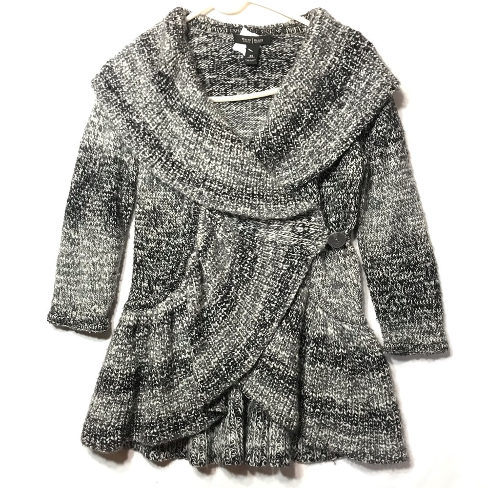 White House / black market wool cardigan Size XS